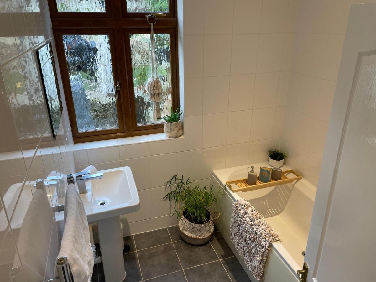 3 Bed Ground Floor Apartment - Hot Tub Optional Upgrade ハイス エクステリア 写真